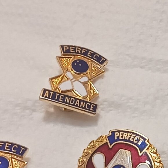 Vintage 1980s Perfect Attendance Bowling Lapel Collectible Pin - Picture 3 of 9
